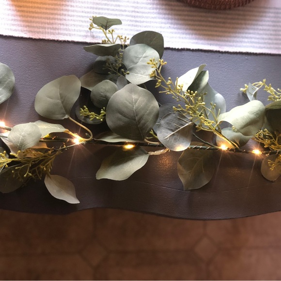Decorative garland w/ added lights - Picture 3 of 3